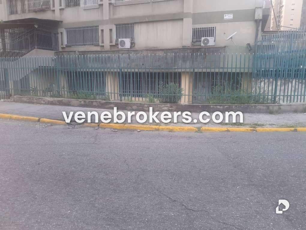 Local comercial en Santa Mónica, Caracas – 5