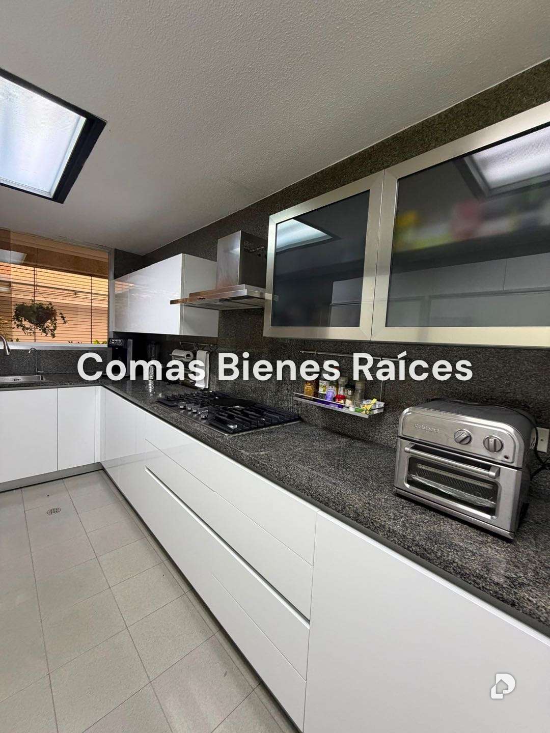 Apartamento en La Lagunita, Caracas – 12