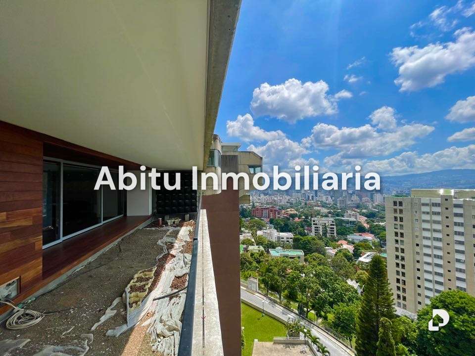 Apartamento en Altamira, Caracas – 23