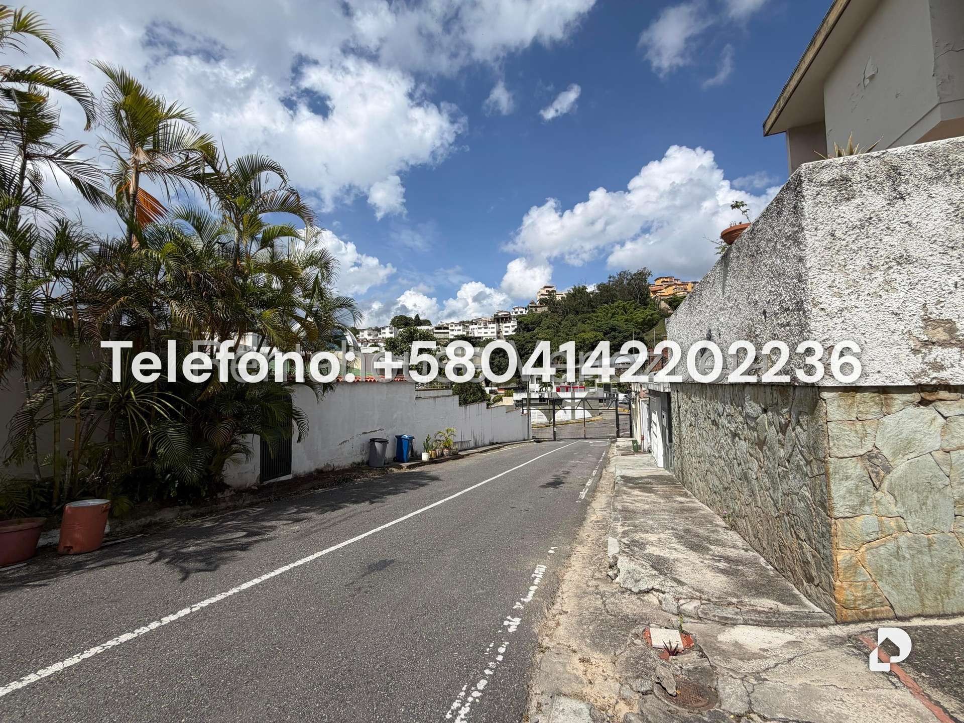 Casa en La Trinidad, Caracas – 25