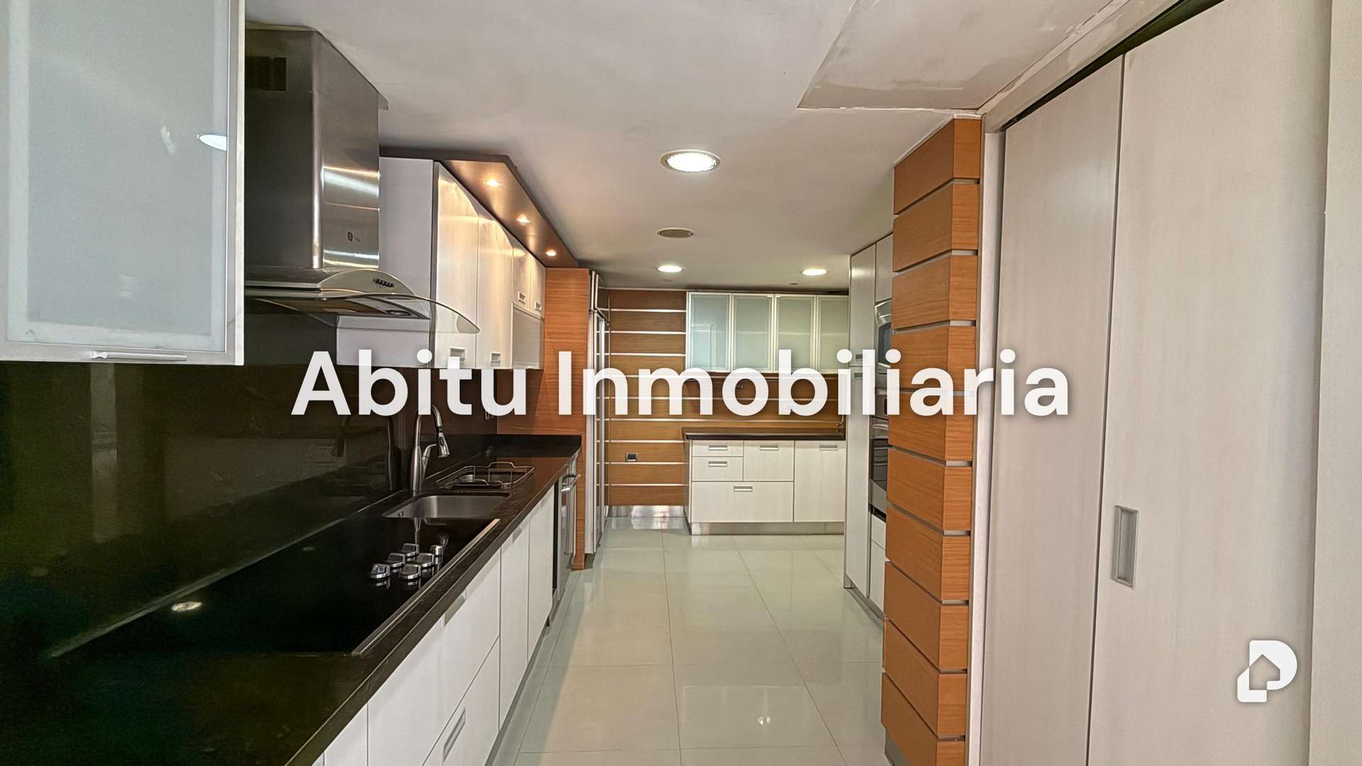 Apartment in La Castellana, Caracas – 11