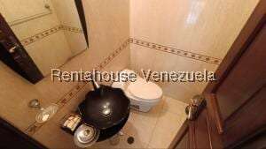 Casa en Alto Prado, Caracas - 1