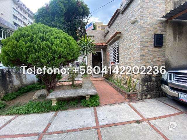 Casa en Los Palos Grandes, Caracas – 32