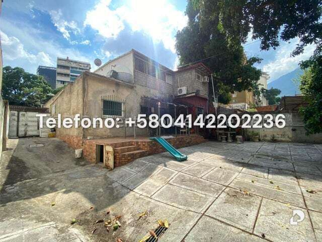 Casa en Los Palos Grandes, Caracas – 11