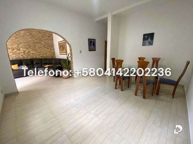 Casa en Los Palos Grandes, Caracas – 30