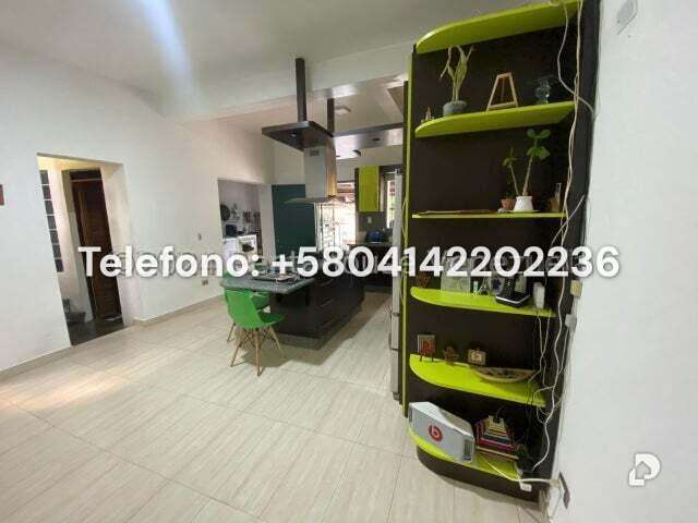 Casa en Los Palos Grandes, Caracas – 26