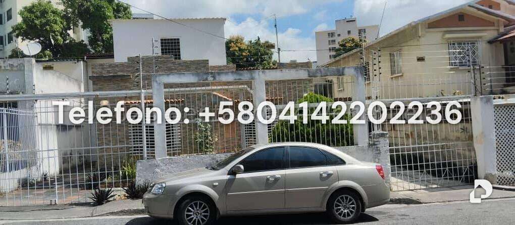 Casa en Los Palos Grandes, Caracas – 24