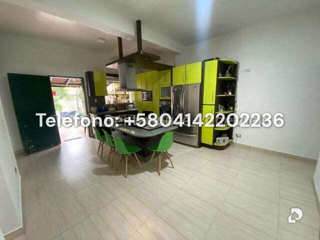 Casa en Los Palos Grandes, Caracas – 23