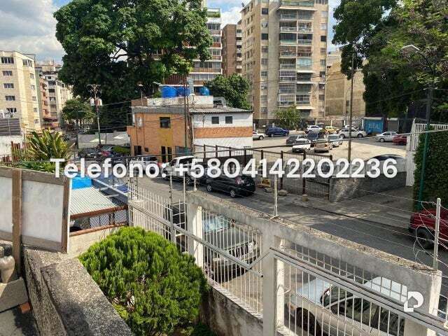 Casa en Los Palos Grandes, Caracas – 4