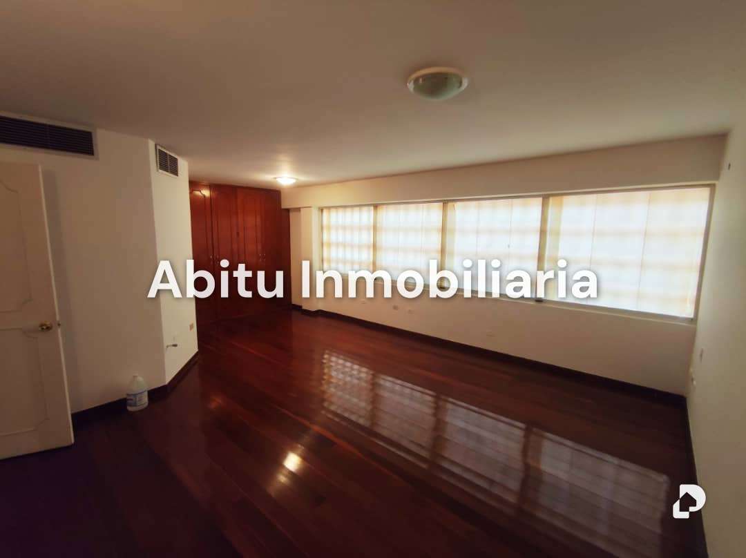 Casa en El Cafetal, Caracas – 9