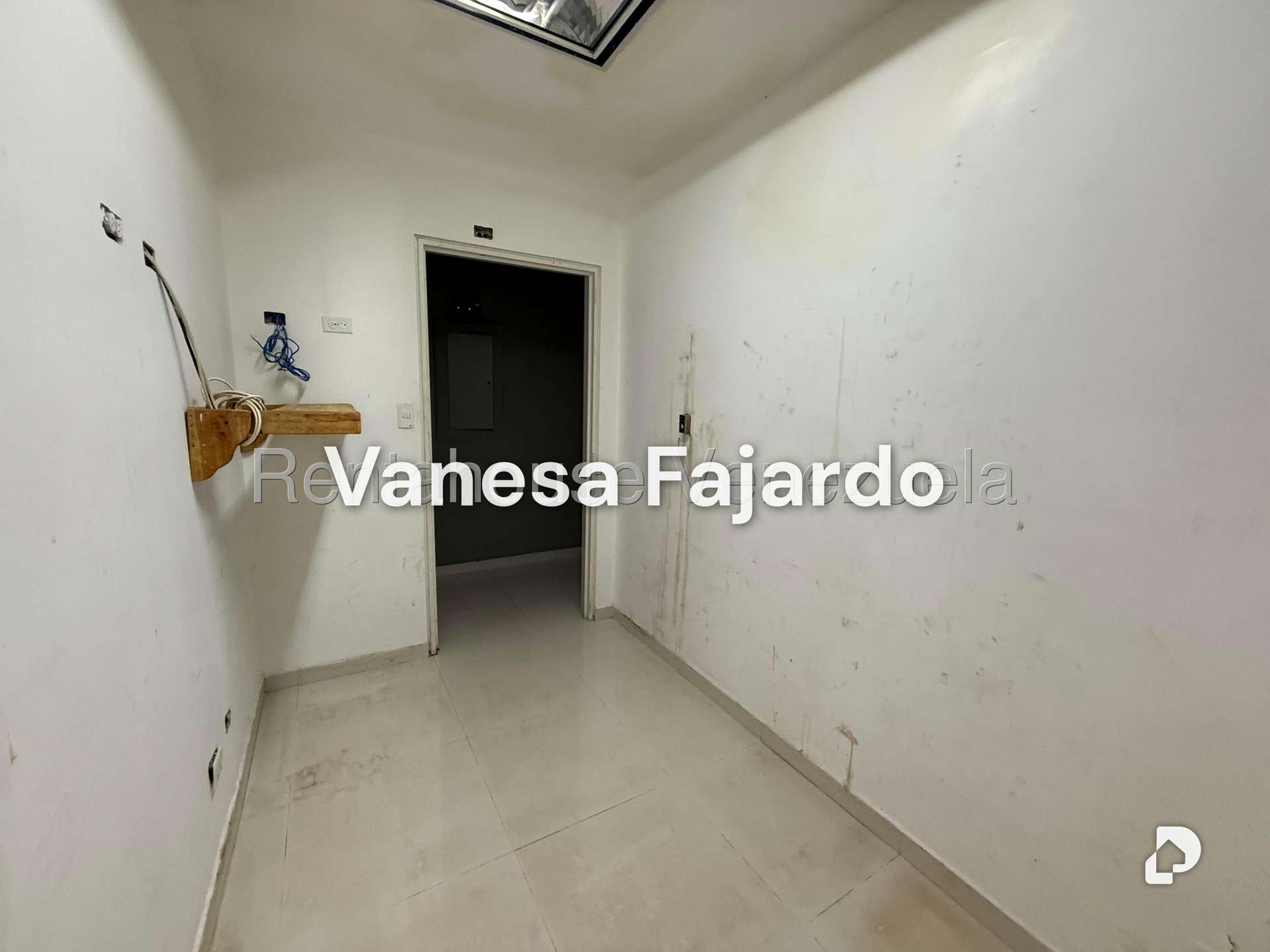 Local comercial en Santa Rosa de Lima, Caracas – 18