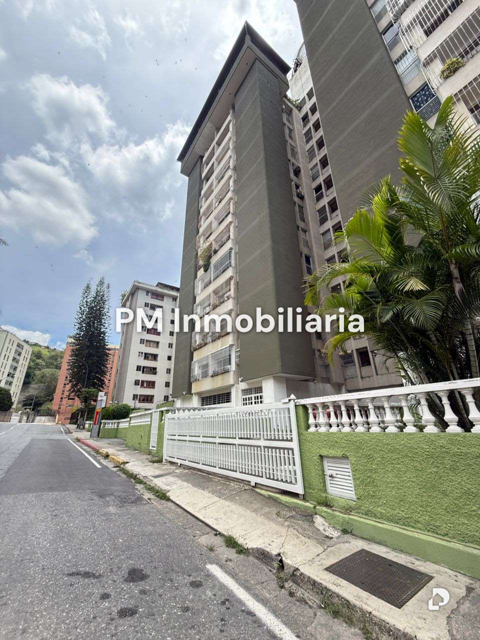 Apartamento en Lomas del Avila, Caracas – 2