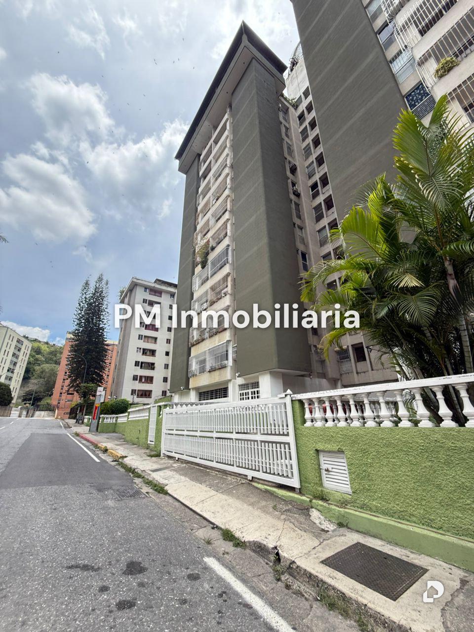 Apartamento en Lomas del Avila, Caracas – 2