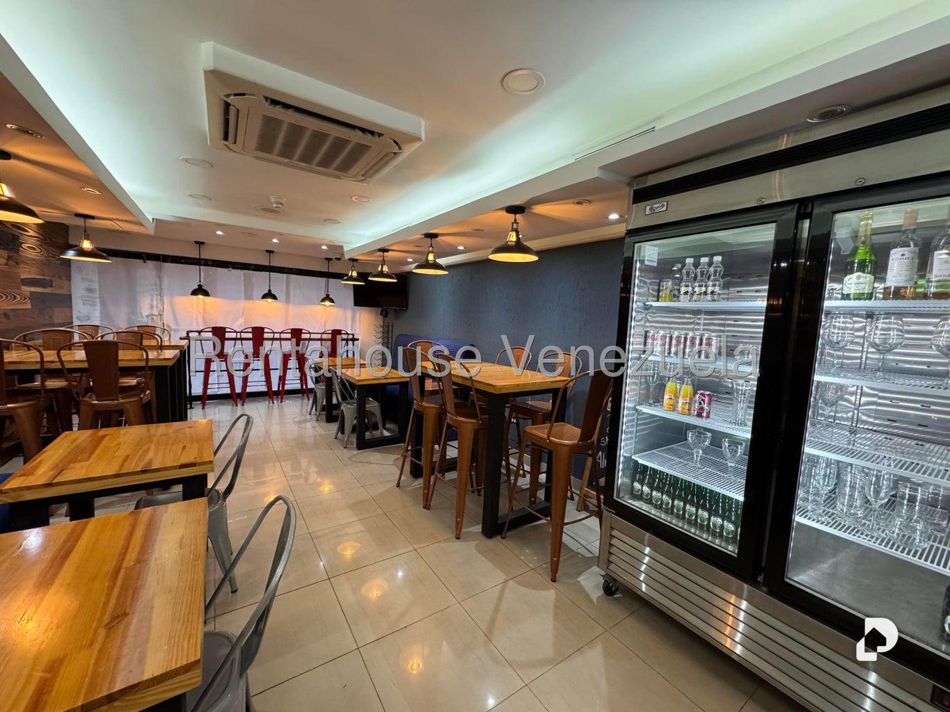 Local comercial en Santa Fe Norte, Caracas – 3