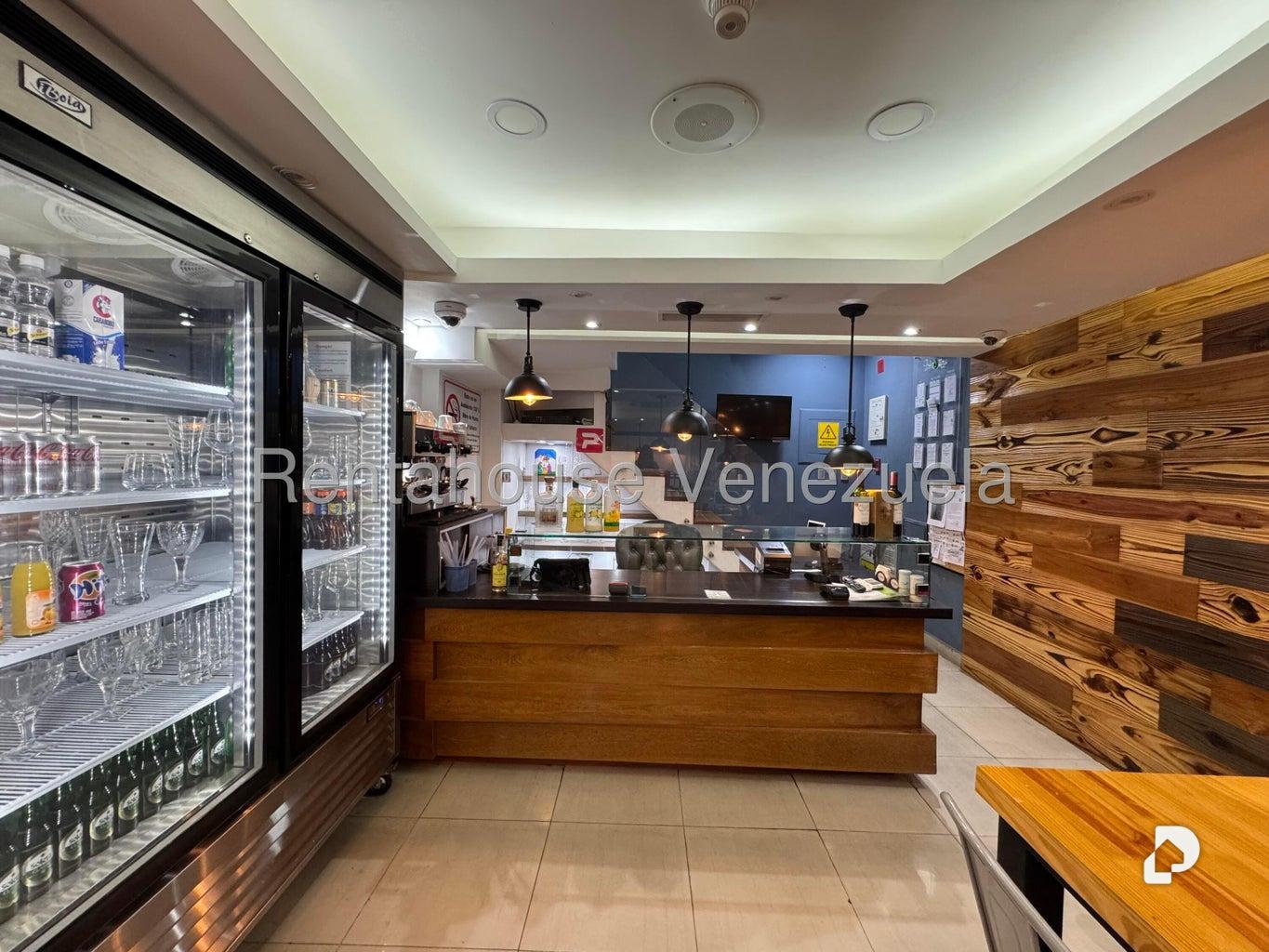 Local comercial en Santa Fe Norte, Caracas – 4