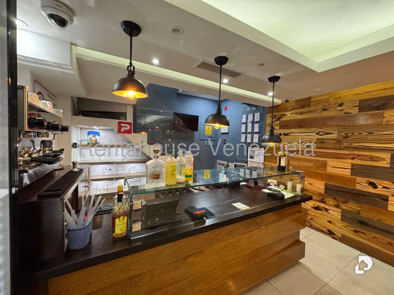 Local comercial en Santa Fe Norte, Caracas – 6