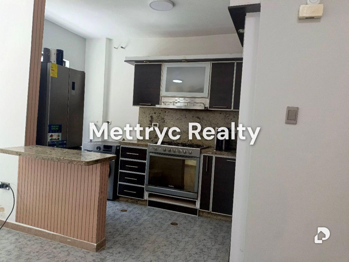 Apartamento en Paraparal, Valencia – 2