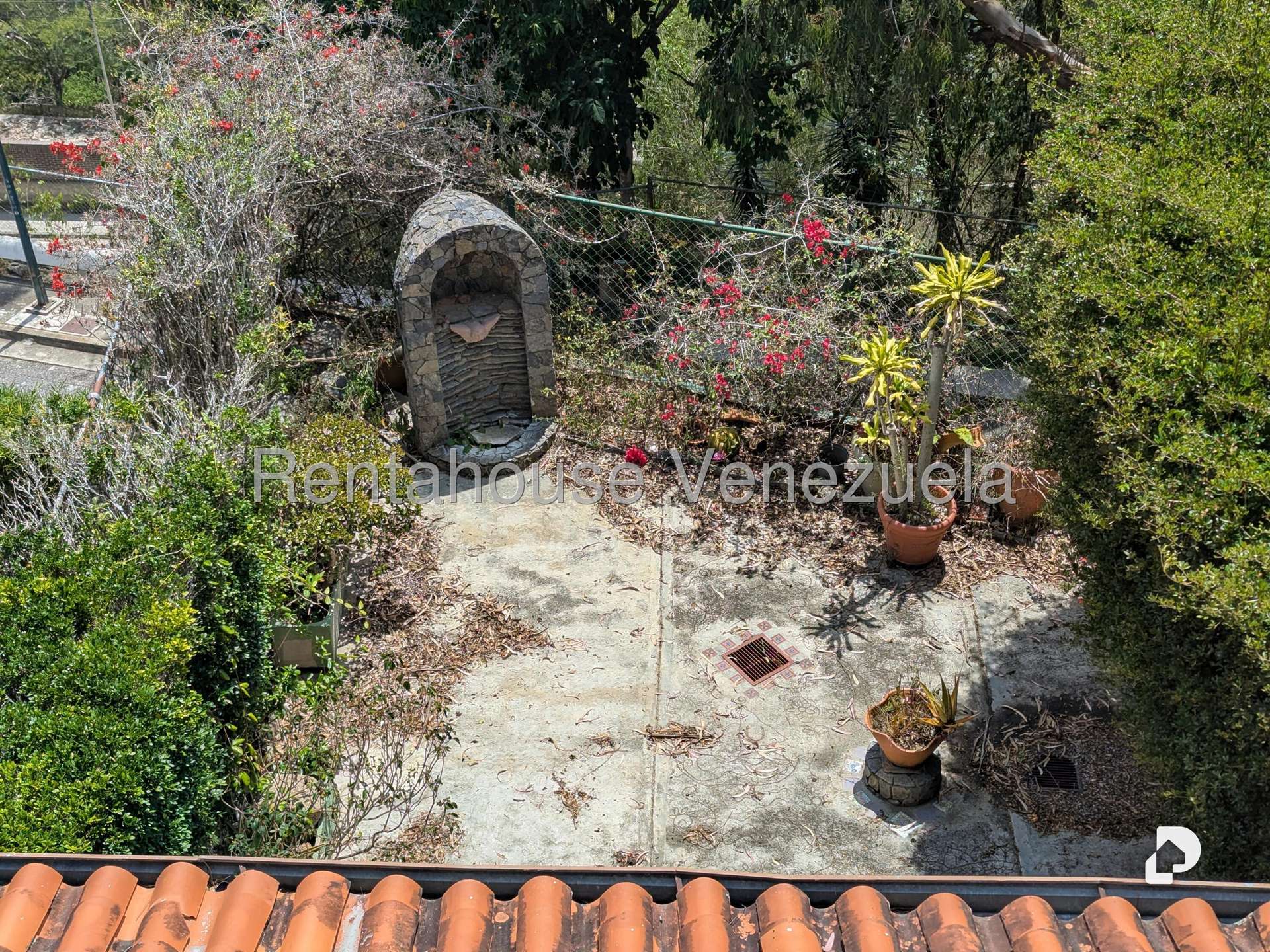 Casa en Los Naranjos (del Cafetal), Caracas – 25
