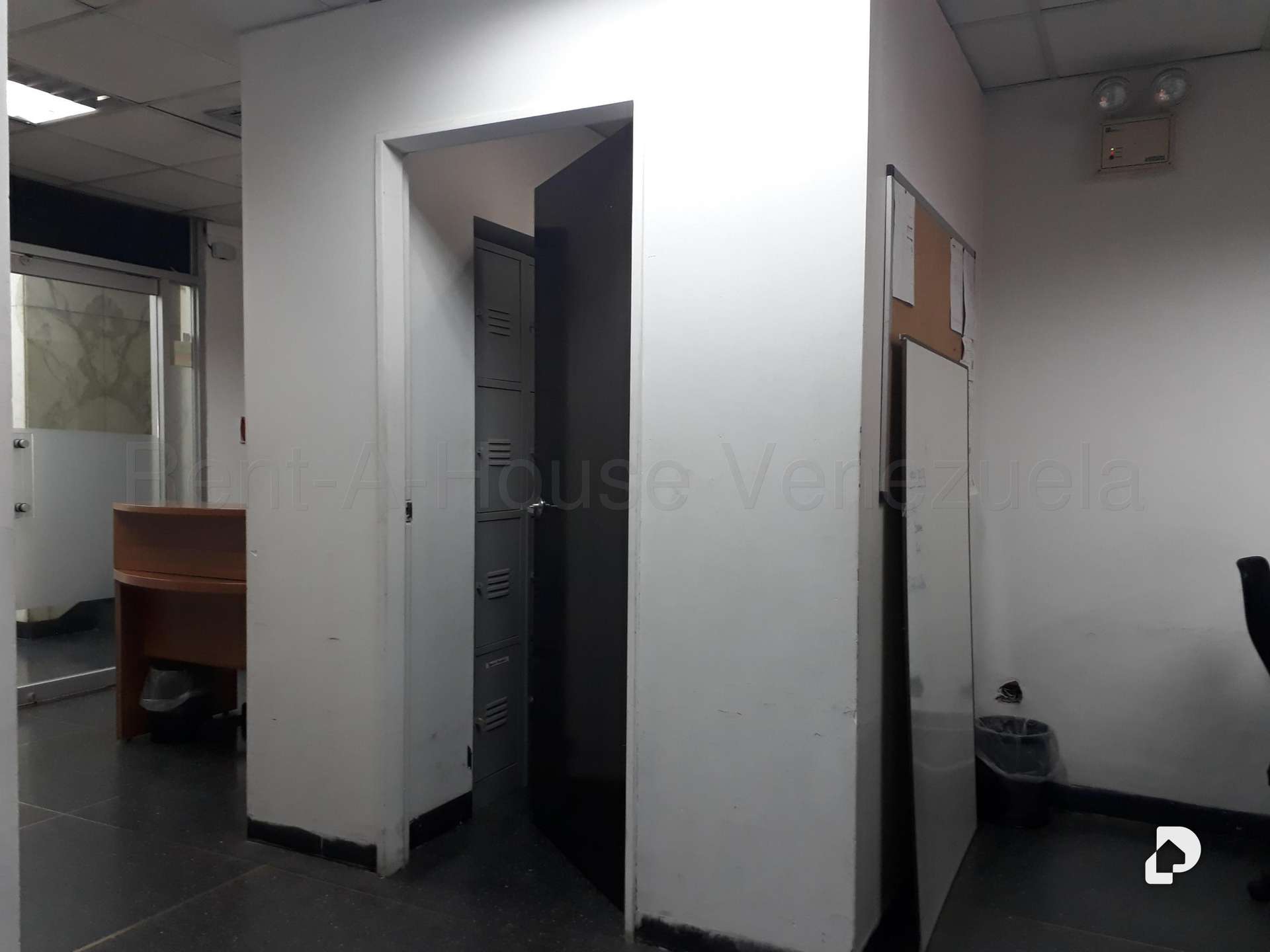 Local comercial en El Rosal, Caracas – 5