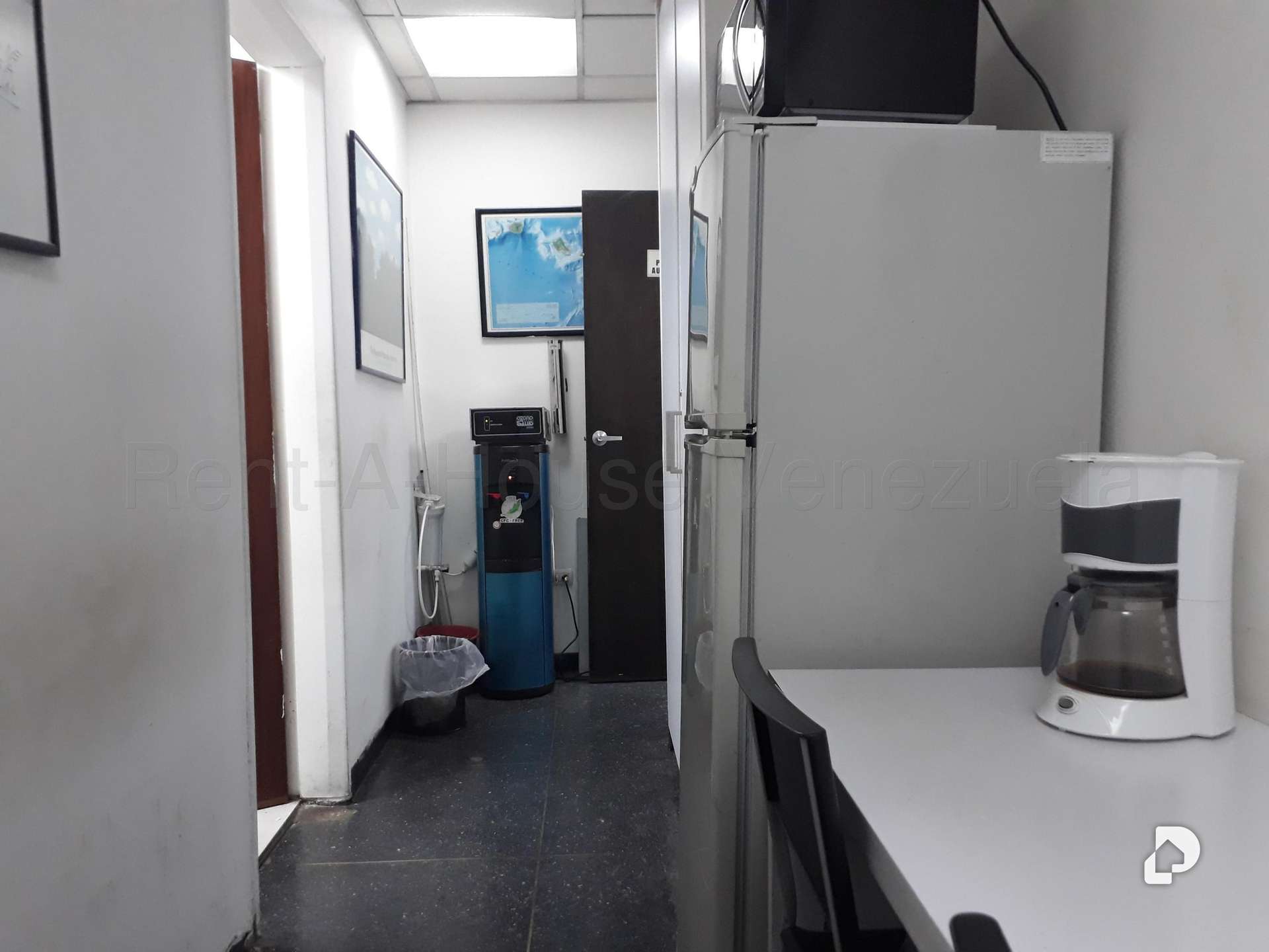 Local comercial en El Rosal, Caracas – 9