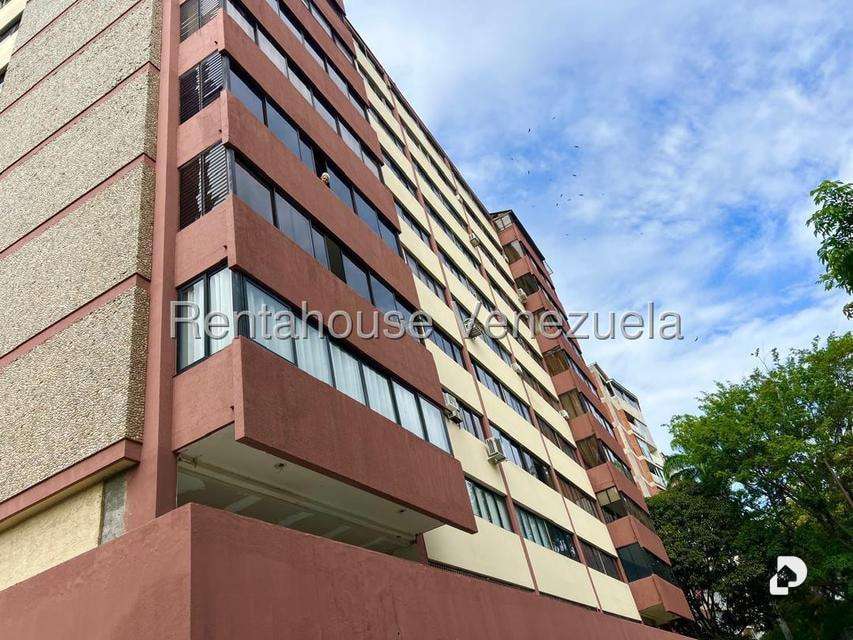 Apartamento en Chuao, Caracas – 1