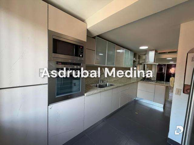 Apartamento en Bello Monte, Caracas – 4