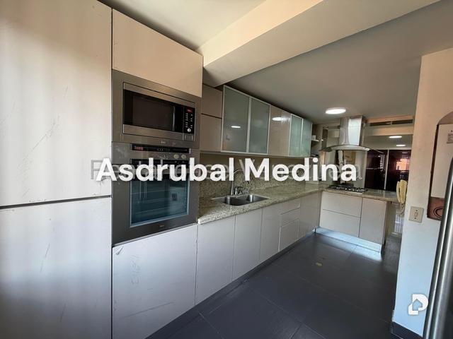 Apartamento en Bello Monte, Caracas – 4