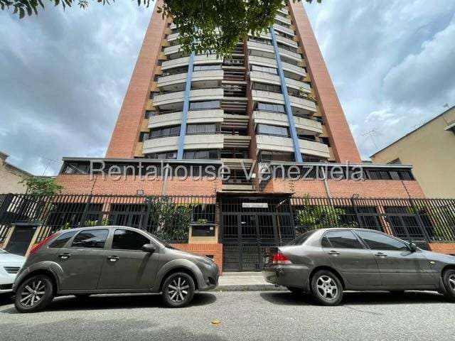 Apartamento en Bello Monte, Caracas - 1