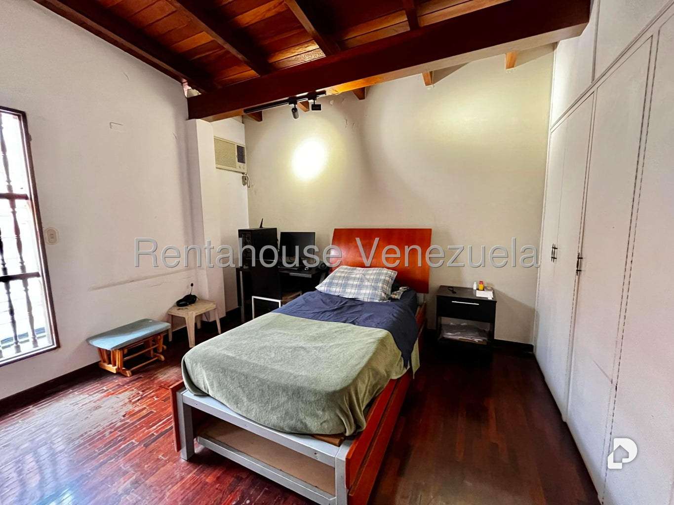 Casa en Prados del Este, Caracas – 31