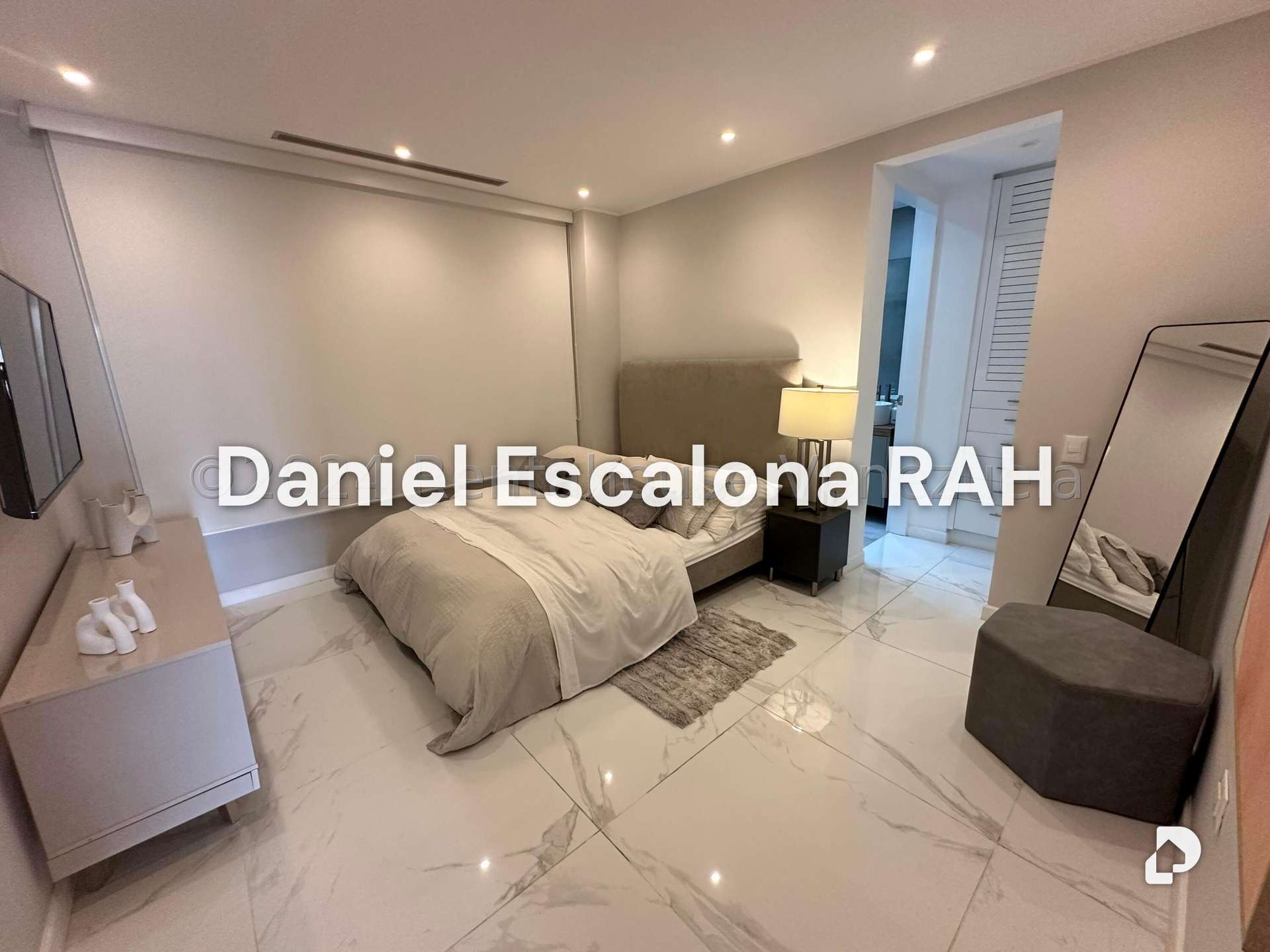 Apartamento en Lomas de La Alameda, Caracas – 19