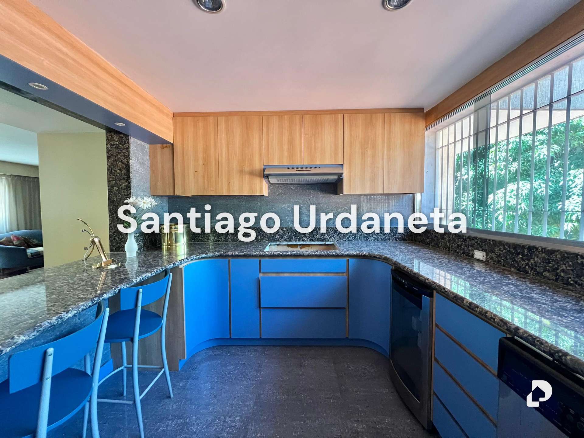 House in La Floresta, Caracas – 12