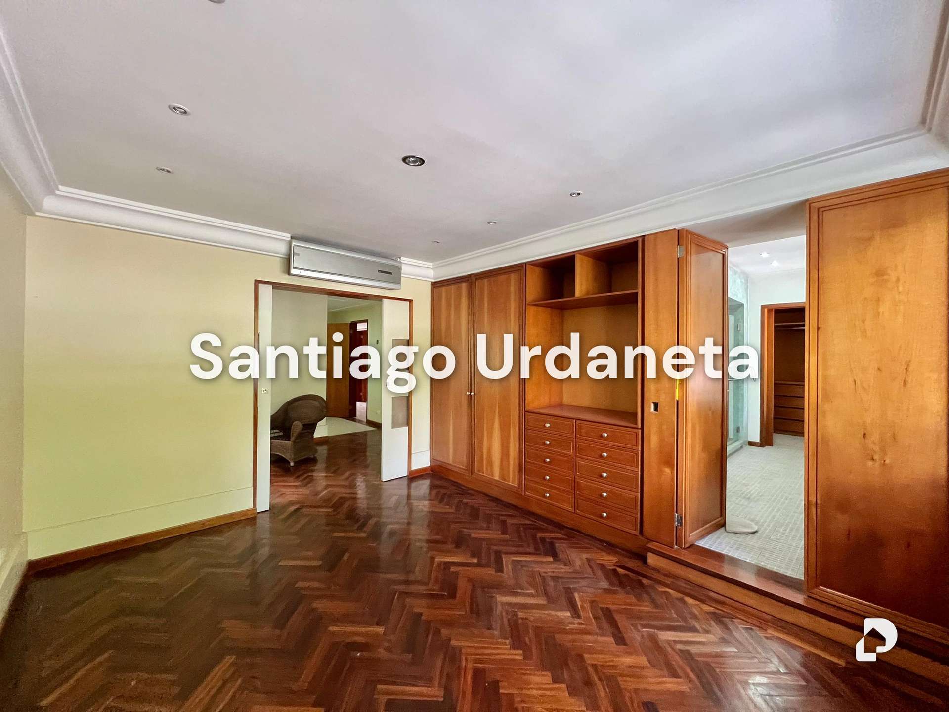 House in La Floresta, Caracas – 13