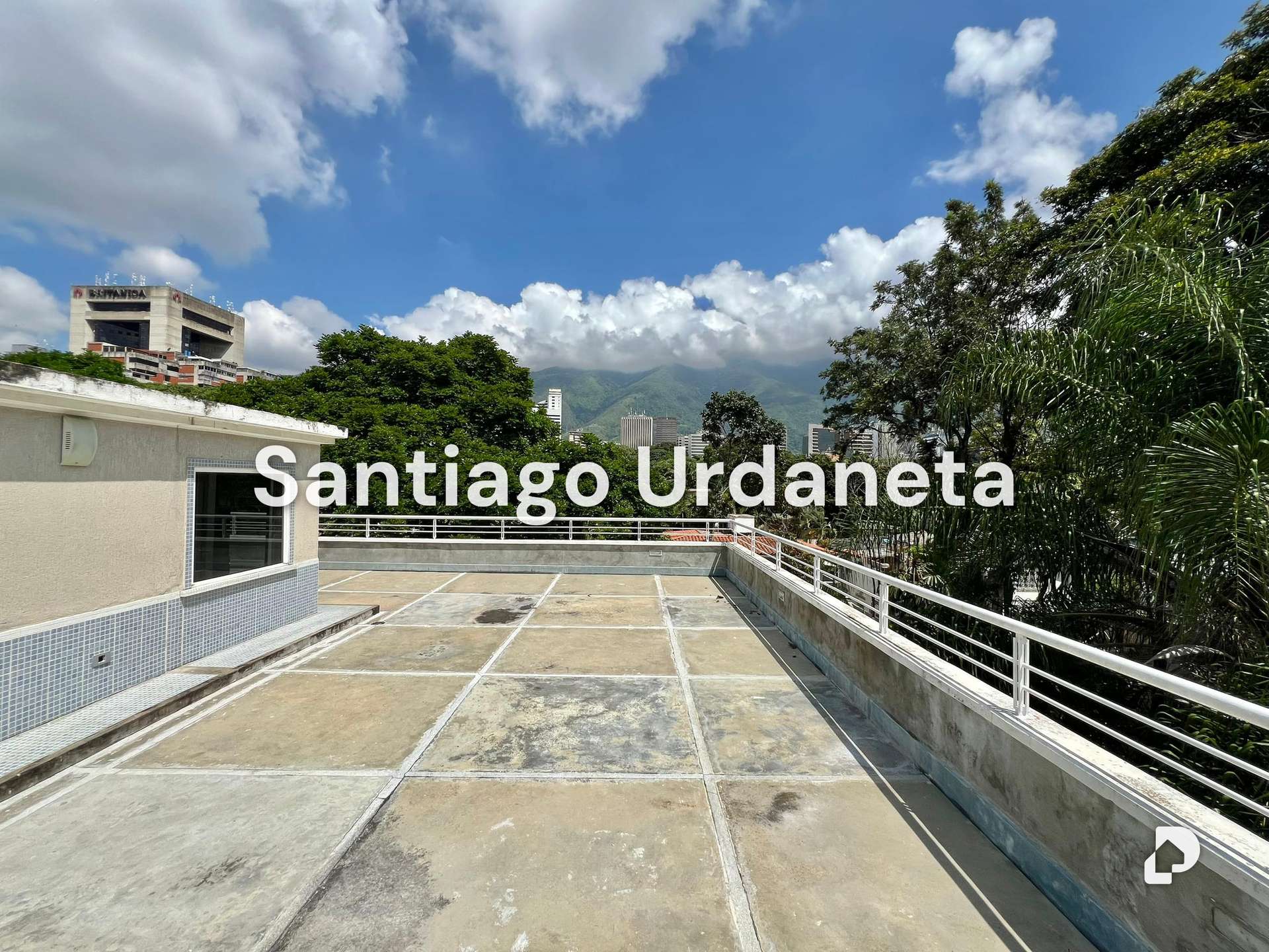 House in La Floresta, Caracas – 3