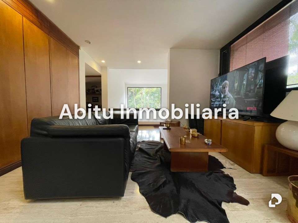 House in La Lagunita, Caracas – 11
