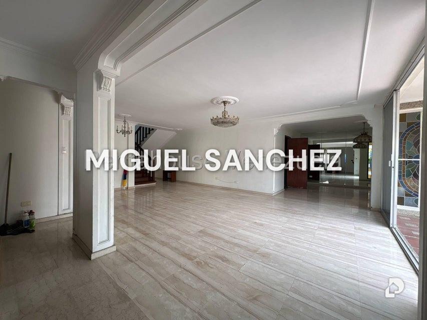 Casa en La Trinidad, Caracas – 5
