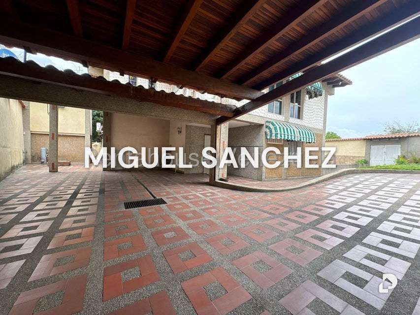 Casa en La Trinidad, Caracas – 4