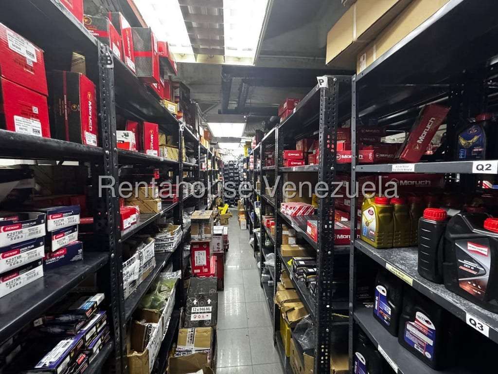 Local comercial en El Bosque, Caracas