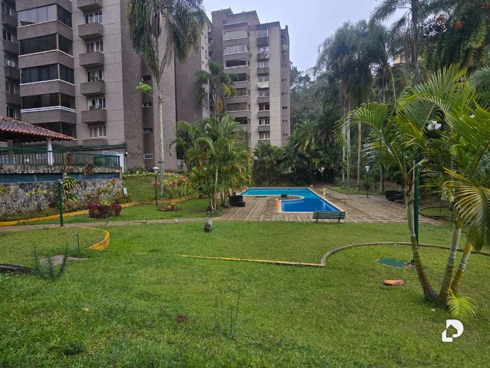 Apartamento en San Antonio de Los Altos – 2