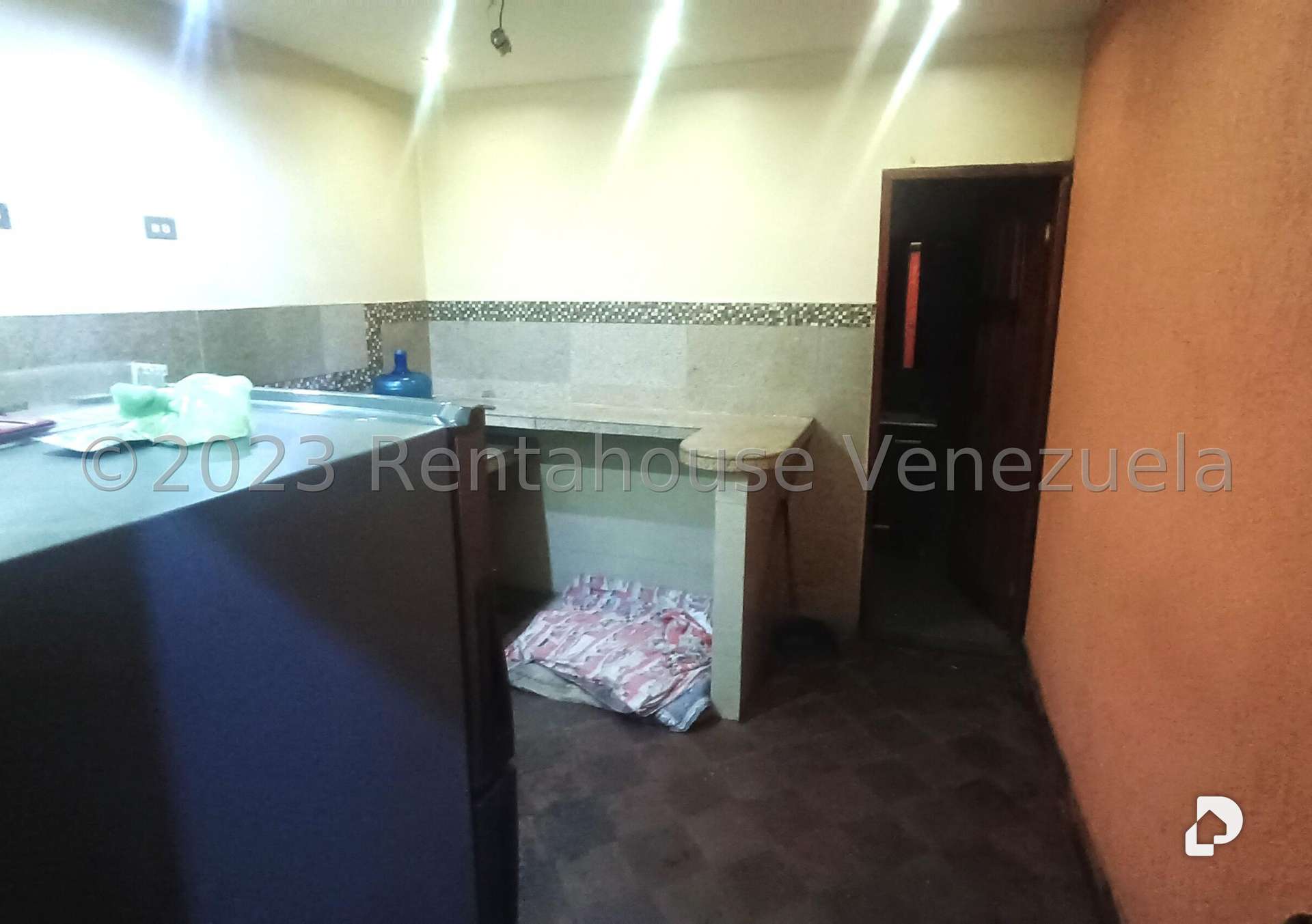 Local comercial en Los Rosales, Caracas – 19