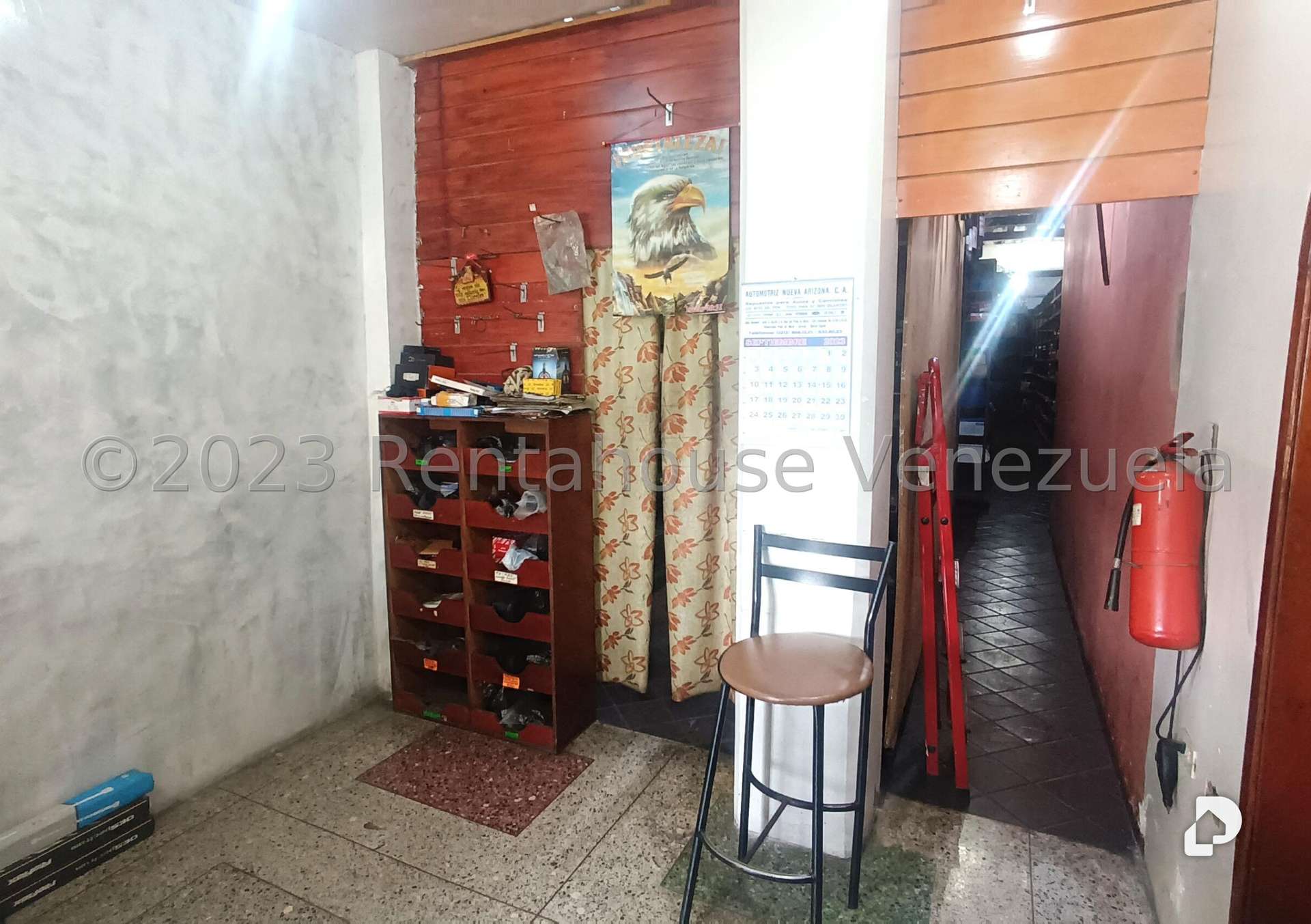 Local comercial en Los Rosales, Caracas – 16