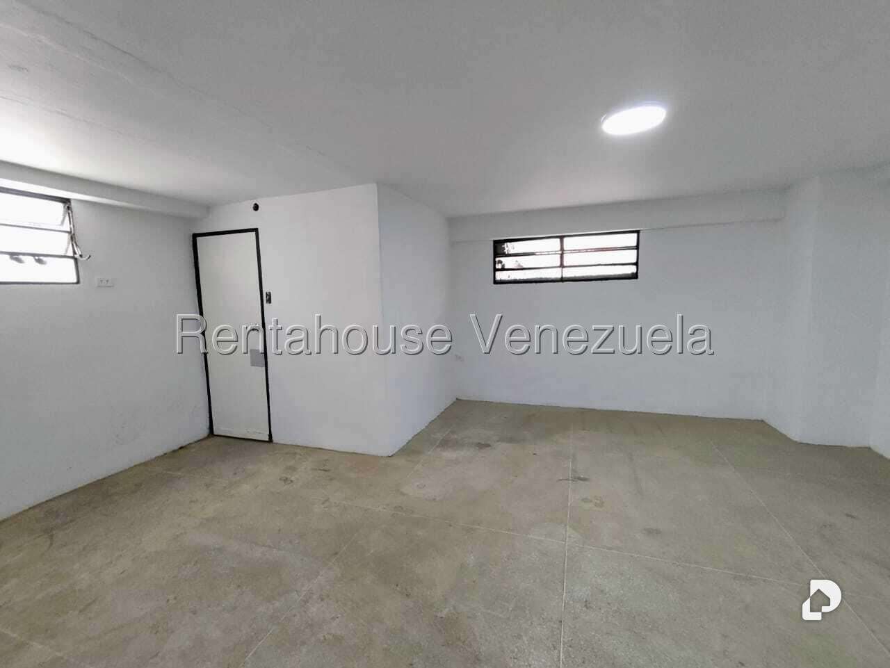 Local comercial en Los Chaguaramos, Caracas – 6