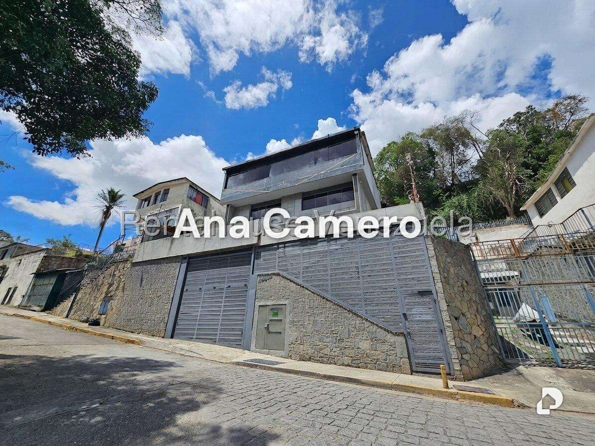 Edificio en Los Chaguaramos, Caracas – 5