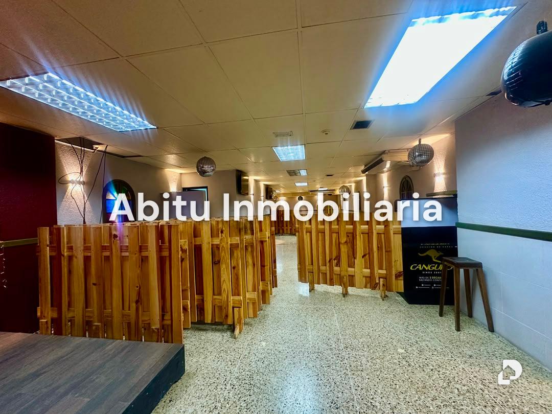 Local comercial en La Urbina, Caracas – 4