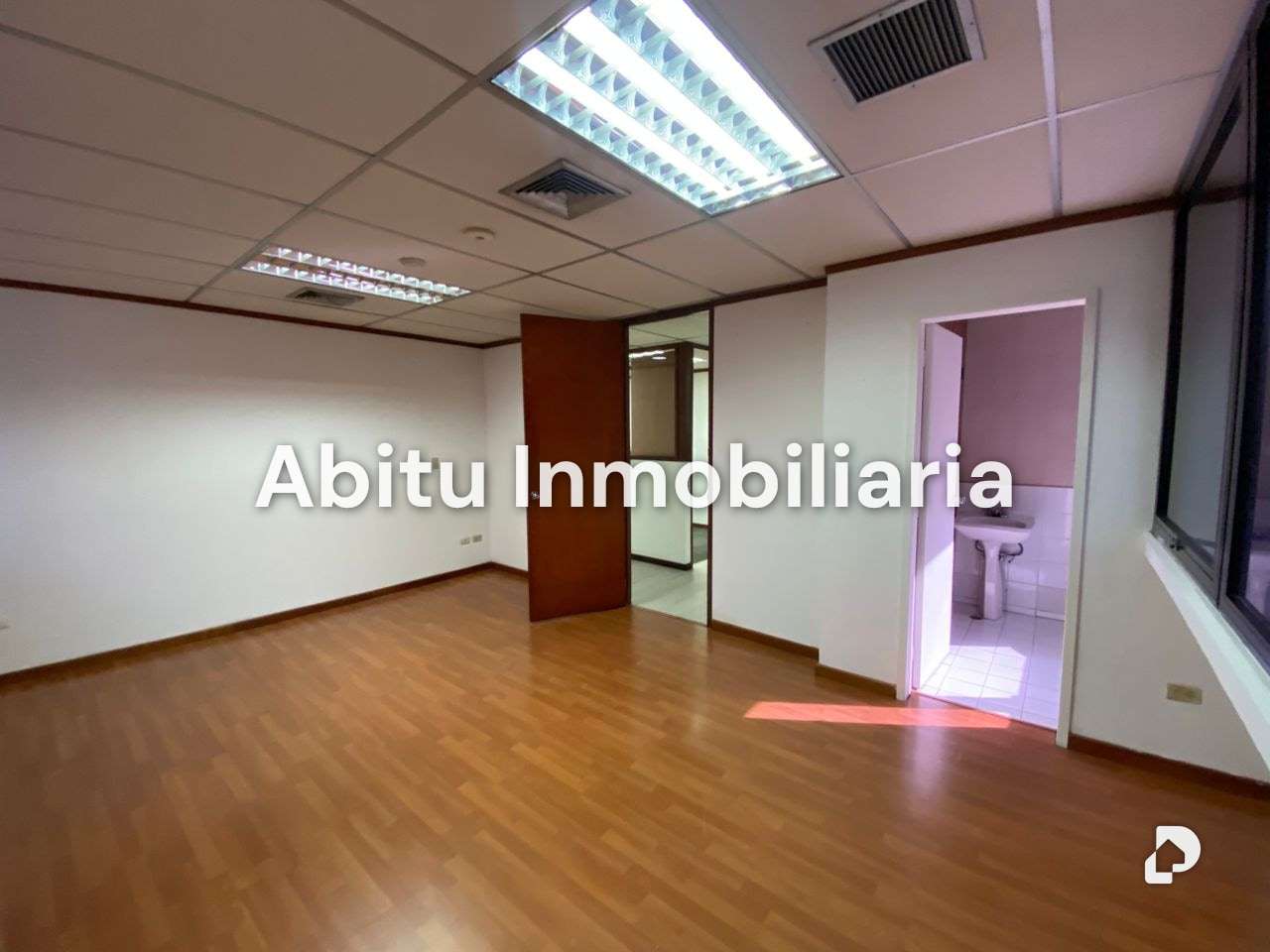 Oficina en El Rosal, Caracas – 15