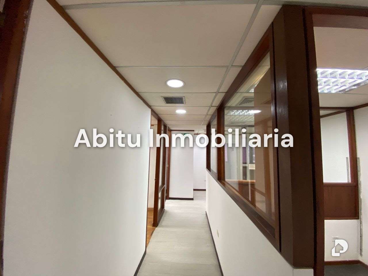 Oficina en El Rosal, Caracas – 11