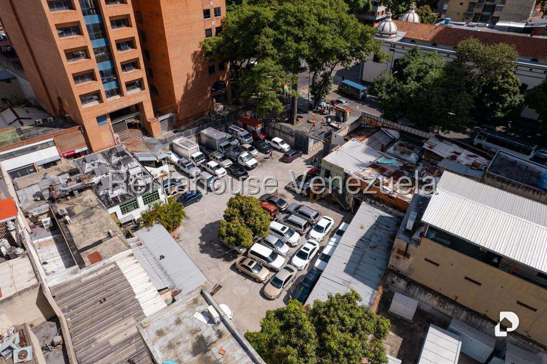 Terreno en Sabana Grande, Caracas – 3