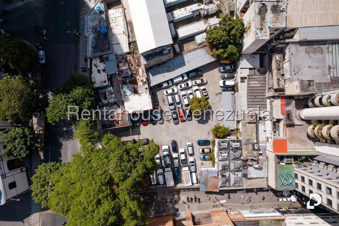 Terreno en Sabana Grande, Caracas – 2
