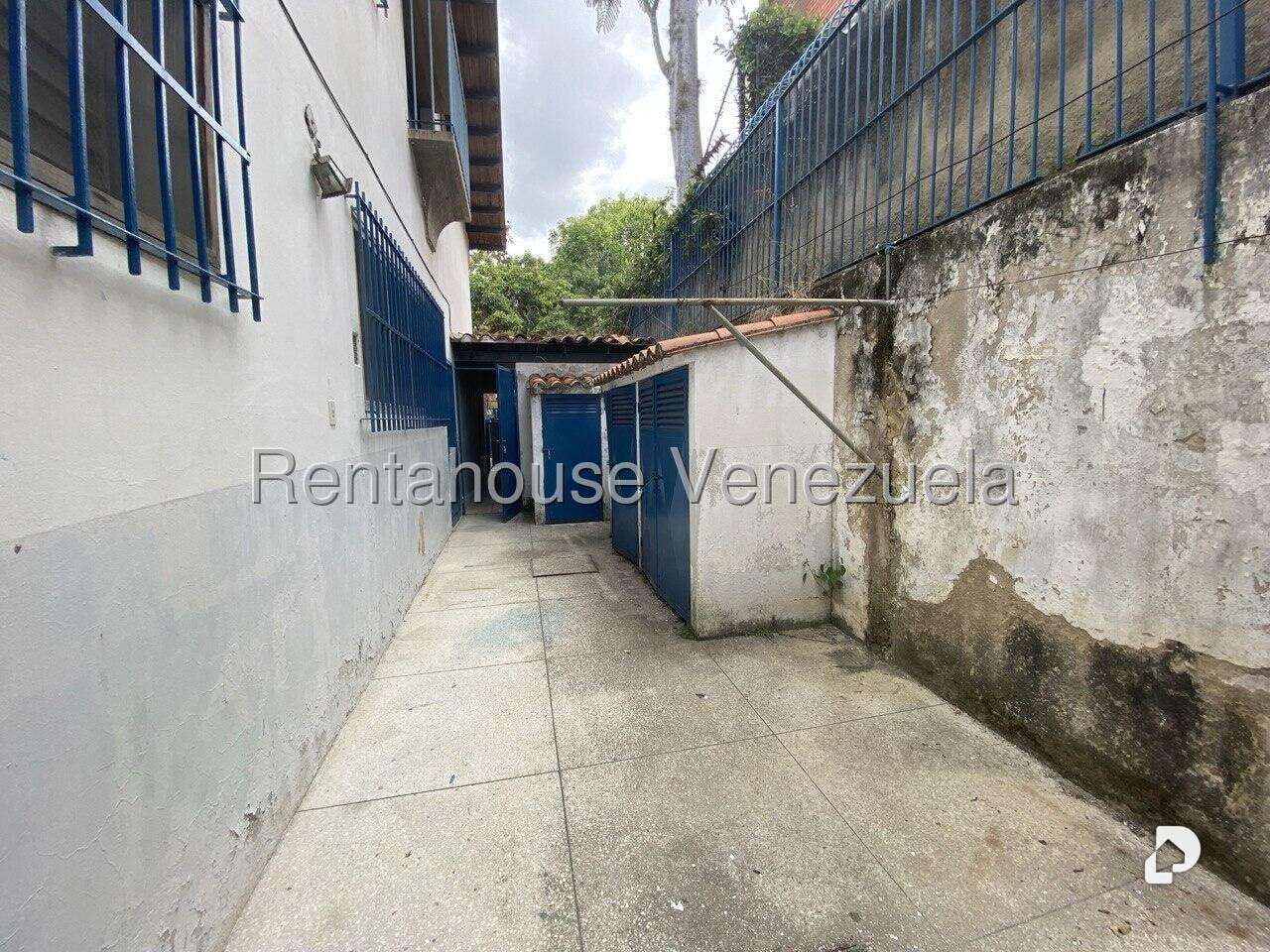Casa en Santa Paula, Caracas – 18