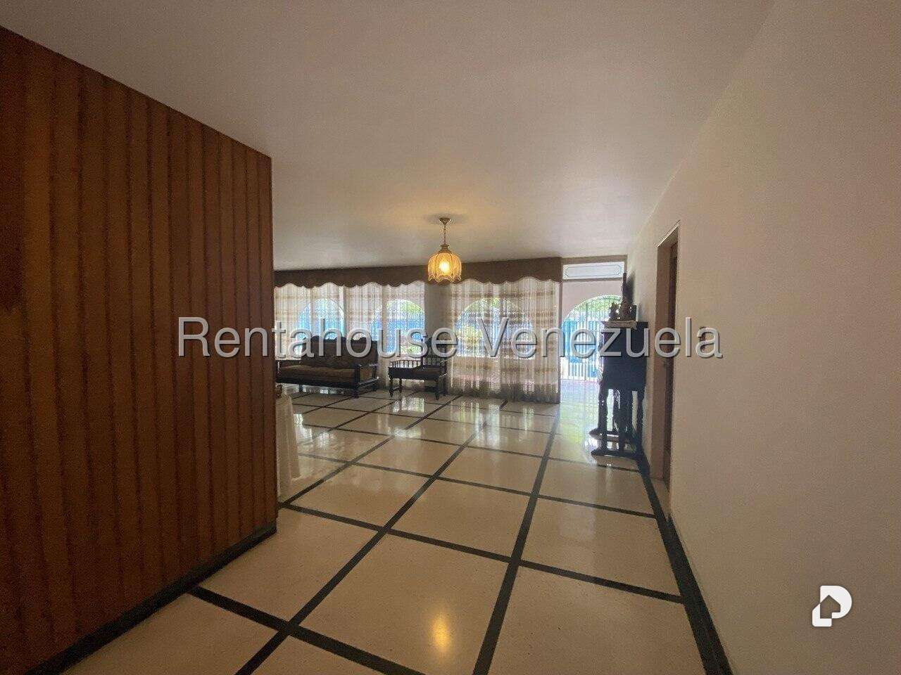 Casa en Santa Paula, Caracas – 7