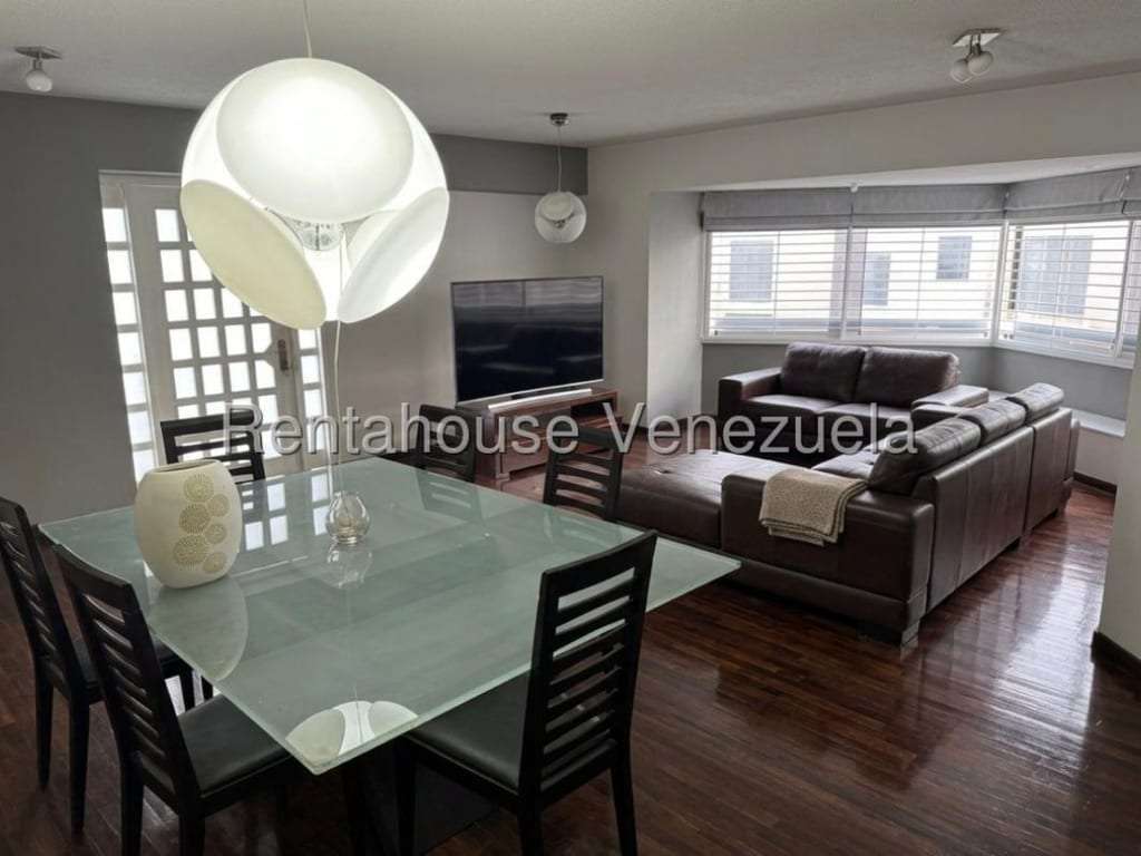 Apartment in Los Dos Caminos, Caracas - 1